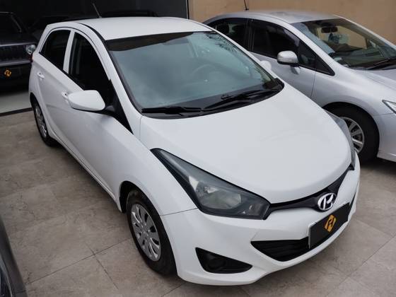 HYUNDAI HB20 1.0 COMFORT 12V FLEX 4P MANUAL HYUNDAI HB20 1.0 COMFORT 12V FLEX 4P MANUAL